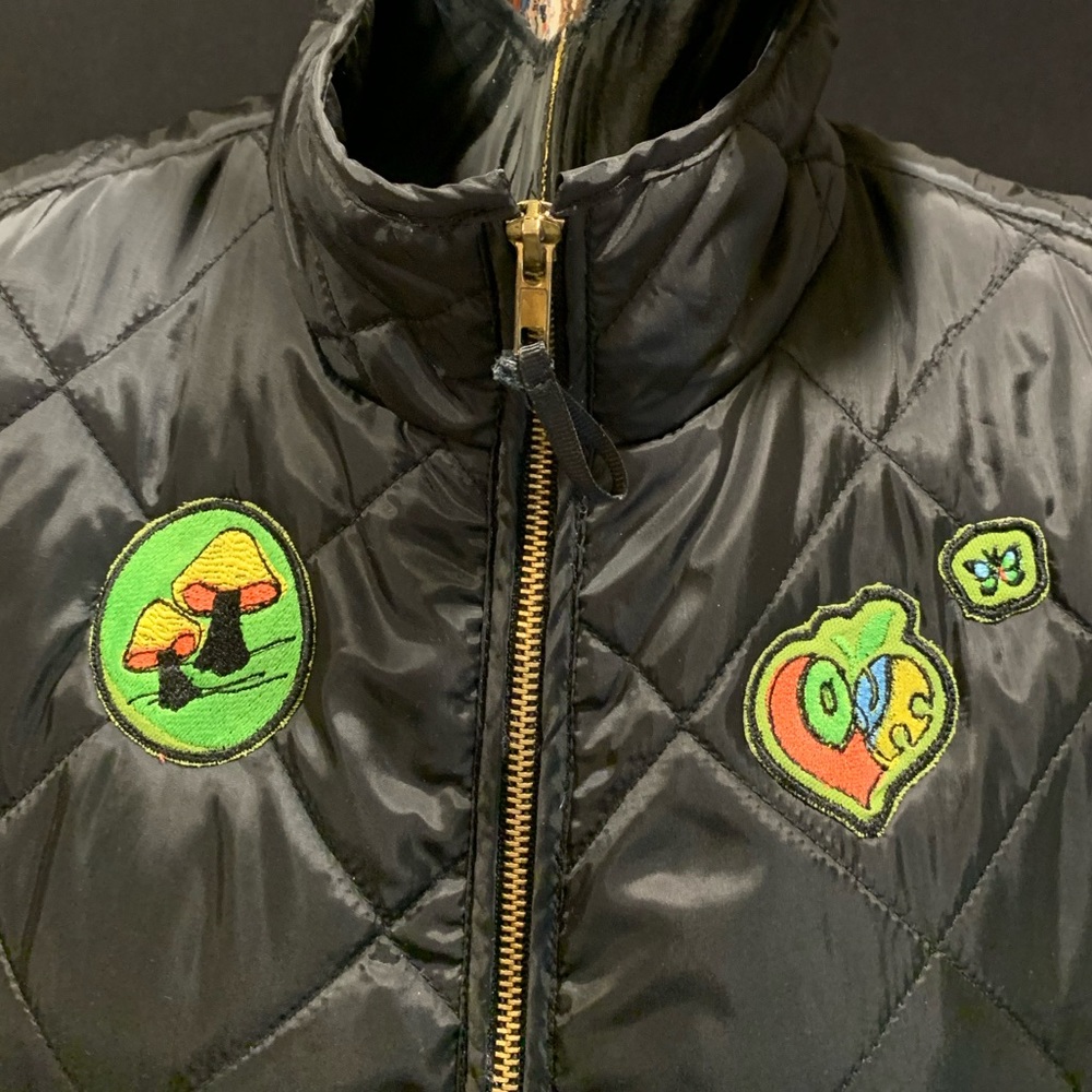 Mushroom love butterfly quilted warm vest with pockets black petite xl trippy